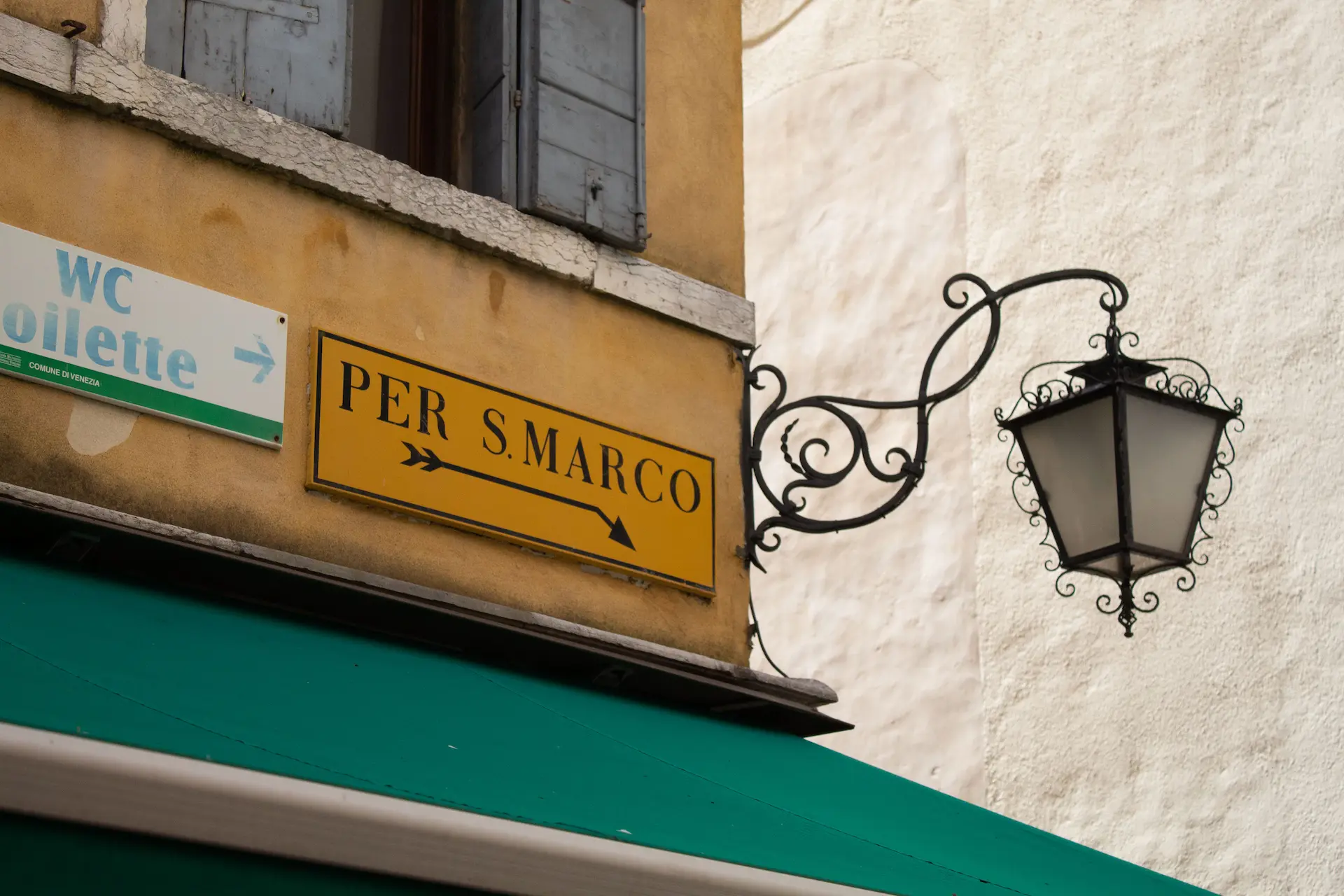 Ulična lampa u Veneciji